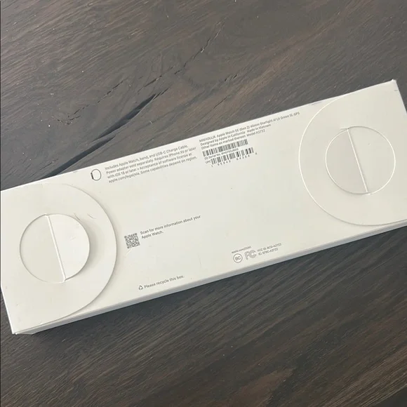 NWT Apple Watch SE (2nd Gen) w/ GPS 40mm - Picture 5 of 15